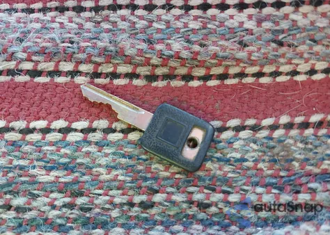 1993 Chevrolet Gmt-400 C1500 from USA, damaged, VIN 1GCEC14K5PE155820